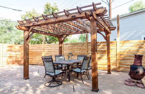 Grand Junction Cottage | Gray Gables - Central Victorian with Romantic Flair