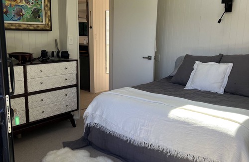 Tryphena House | -Great Barrier Cloud Nine -