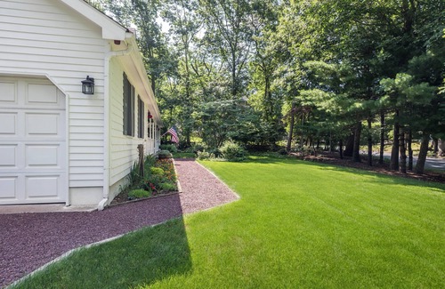 Sag Harbor House | Great 4 bedroom family home walking distance to the beach and village