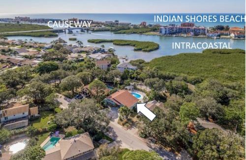 Seminole House | Great 6BR for All Ages Heated Pool 5 Min to Beach