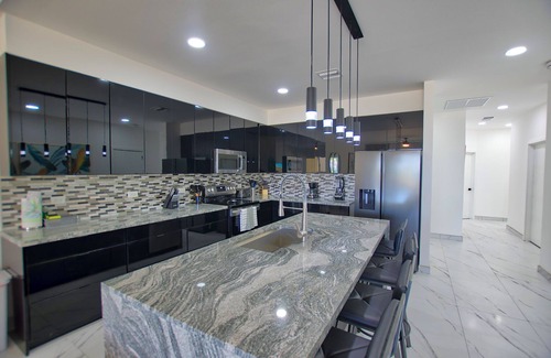 Puerto Penasco Condo | Great capacity 5 bedroom condo D-40110