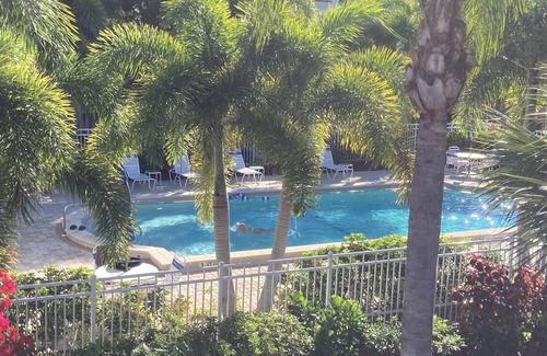 Iona House | Great Community - Iona/McGregor Corridor - Close to Beaches - Poolside Townhome