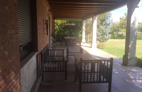 Palencia House | Great estate to enjoy the countryside in the city