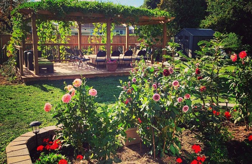 Niagara Falls House | Great Falls Home -walk to the Falls. Spacious house for family