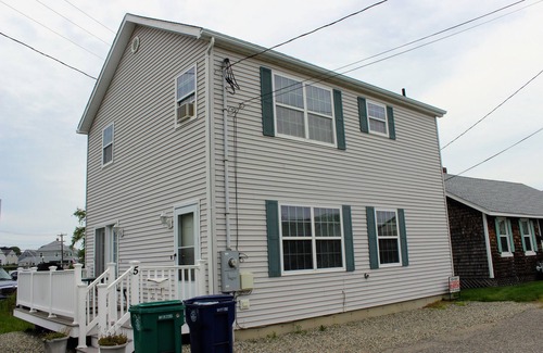 Hampton House | Great Family Home available for short term Winter rental through March 2024!