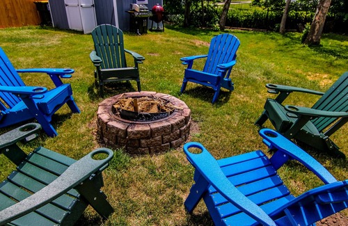 Markesan Cabin | Great Fishing! Lake Access. Arcades, Bikes,Firepit