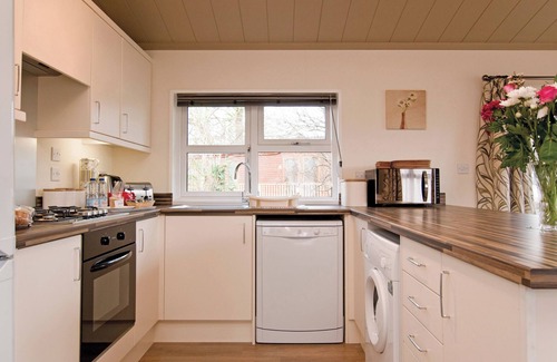 Narberth Ski Chalet | Great location and well-equipped lodge set in mature and beautiful gardens.