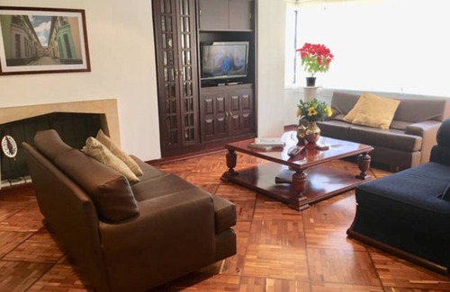 Calle 100 Apartment | Great Location, Convenient, 200 m, Renovated