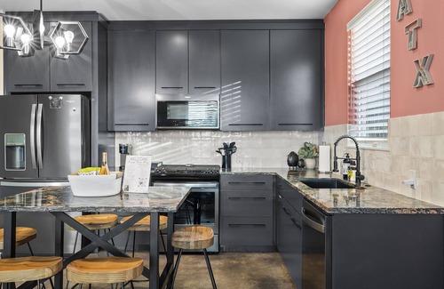 Montopolis House | Great location near the Airport, COTA, & Downtown w/great hiking trails nearby.