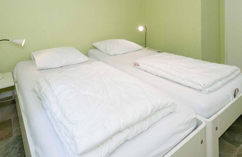 Coo House | Great spacious holiday home in a tranquil holiday park.