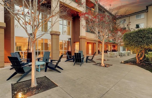 Oyster Point Resort | Great Value, Quality Stay! Pet-friendly Property, Near Costaños Canyon Park