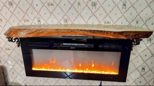 El Tiemblo Villa | GREDOS RURALRUT cerca del CASTAÑAR de El Tiemblo, Reserva Natural VALLE DE IRUELAS, alojamiento acogedor con cabina hidromasaje, chimenea eléctrica, calefacción, wifi, cocina