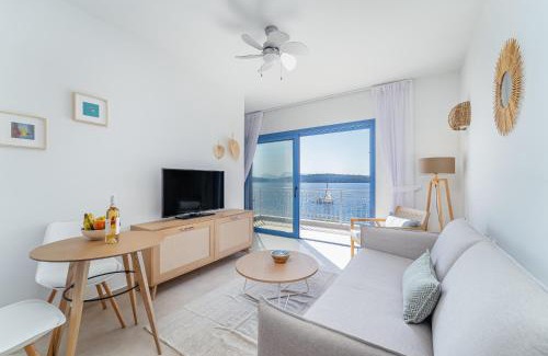 Perigiali Apartment | Greek Beach House Complex B7