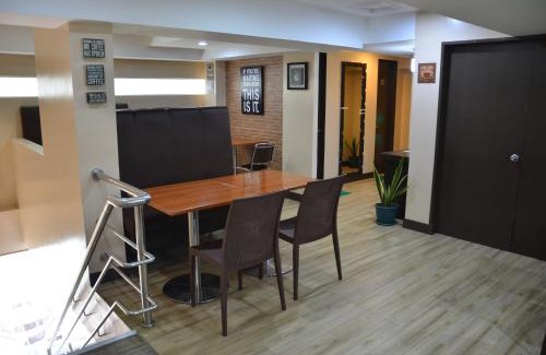 Poblacion District Hotel | GREEN BANANA BUSINESS HOTEL