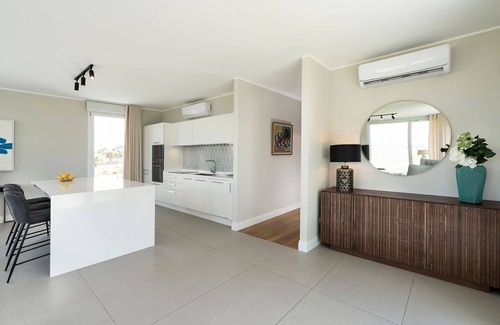 Noto Villa | Green Hill with garden, pool and a terrace