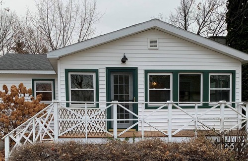 Markesan Cottage | Green Lake Cottage