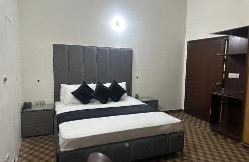 Lahore House | Green Land Hotel Lahore