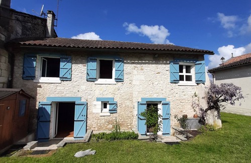 Quinsac House | Green Périgord - Pets accepted.
