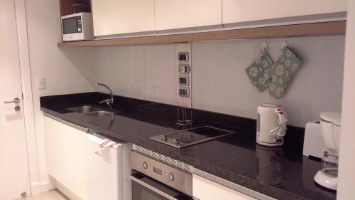 Solanas Apartment | Green Park Apartamento con Balcón vista Lago