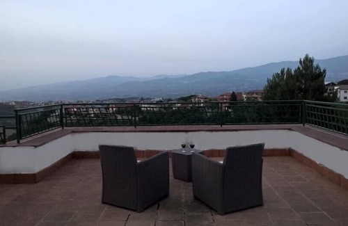 Carolei House | GREEN ROOF will make you rediscover the pleasure of sleeping cradled by the sweet peace