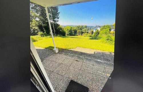 Hoehr-Grenzhausen Apartment | Green Sea