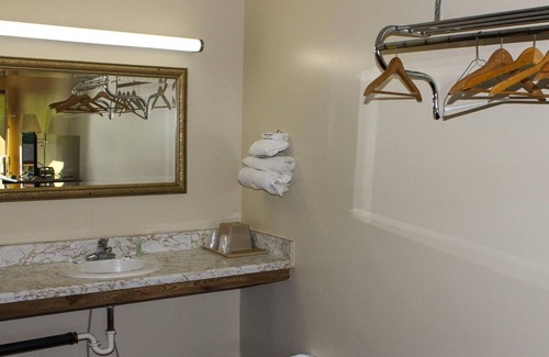 Winston - Salem Hotel | Green Valley Motel Winston - Salem