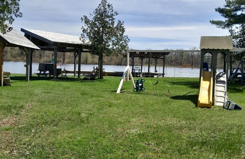 Norland Cabin | Greenash- 2 Bdr cabin