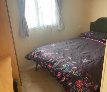 Ingoldmells House | Grey 1 Caravan Ingoldmells 3 bedrooms 6 berth