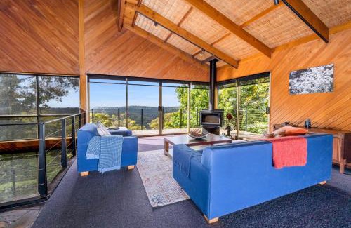 Woodford House | Grey Gum Lodge