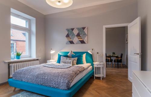 Old Town Apartment | Greystone Suites & Apartments