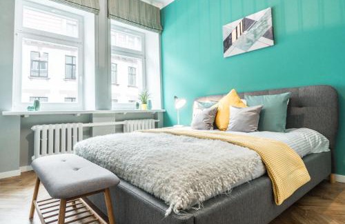 Old Town Apartment | Greystone Suites & Apartments