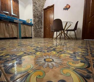 Rione Duomo Apartment | Grotta degli Arechi - Casa Vacanze