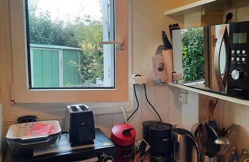Bernieres-sur-Mer Apartment | Ground Floor Apartment, 50 m from the Beach, Bernières-sur-Mer