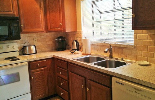 Gulf Gate Estates Condo | GROUND FLOOR, LAKE VIEW, PET FRIENDLY
