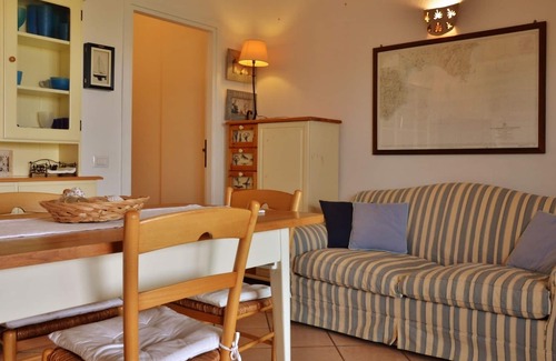 Sant'Elmo Cottage | Ground floor villa with green patio 200 meters from the beach WiFi