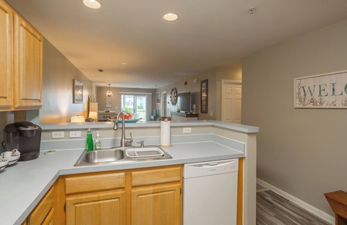 Rehoboth Beach Condo | Ground Level 2BR Condo w/Tennis/Pool/Parking