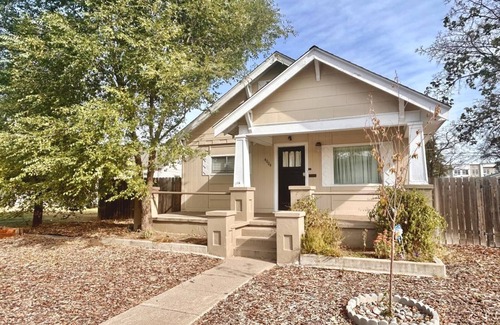 Northtown House | Group-Friendly 4 bed home in Garland District