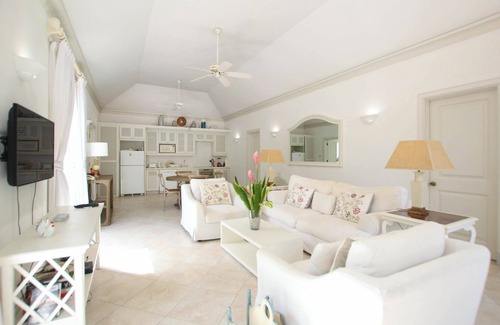 Sandy Lane House | Group-Friendly Sandy Lane Stay with Big Pool - Byways