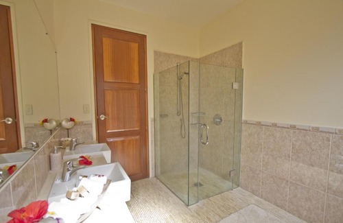 Kiikii Tapere Cabin | GT - Rarotonga Fishing Lodge