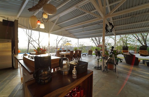 Huacas RV Rental | Guanaglamp Nicoya Tent