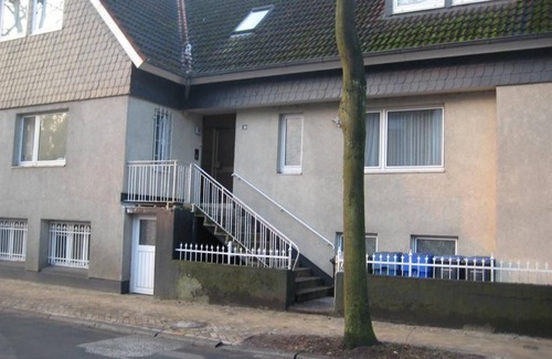 Gaarden-Sud - Kronsburg Apartment | Guest apartment, 1st floor (No. 02) - Klähn guest apartments