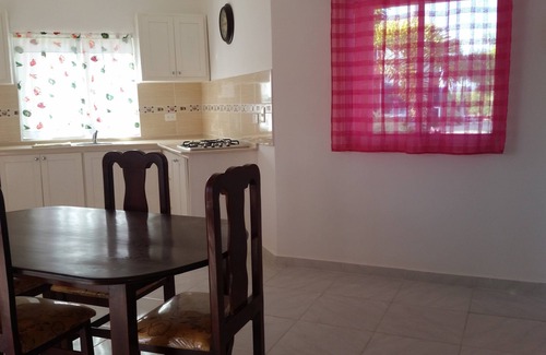 Urbanizacion Tavarez House | Guest-friendly Budget villa, Internet, Pool, A/C, Walking Distance To Everything