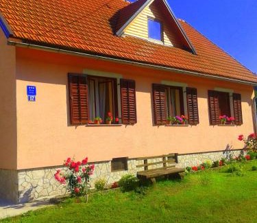 Plitvicki Ljeskovac House | Guest House Mila