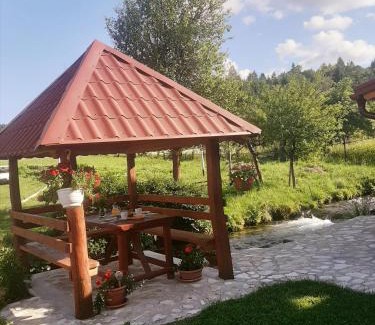 Plitvicki Ljeskovac House | Guest House Mila