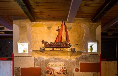 Split House | Guest House Roman Horizon