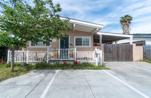 Alum Rock Apartment | Guest suite w/king-size bed near downtown SJ