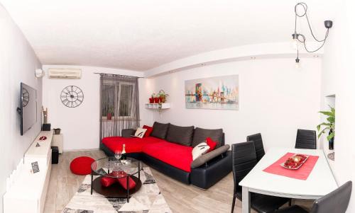 Split House | Guesthause Antonio