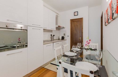 Novoli - San Donato Apartment | GuestHost - Novoli Escape in Florence with Parking