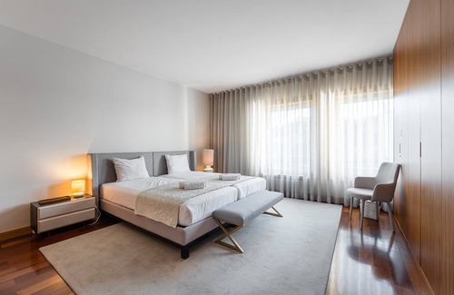 Sao Pedro da Afurada Apartment | GuestReady - A prime stay with river views