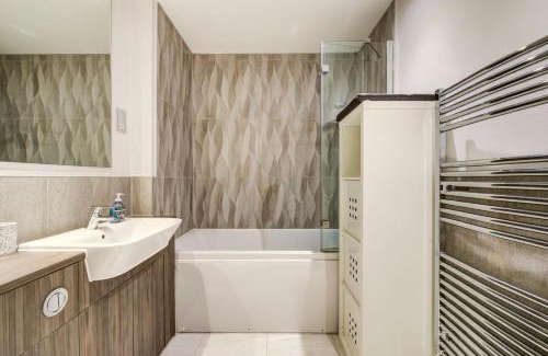 Bonnington Apartment | GuestReady - Amazing apartment with a Castle view